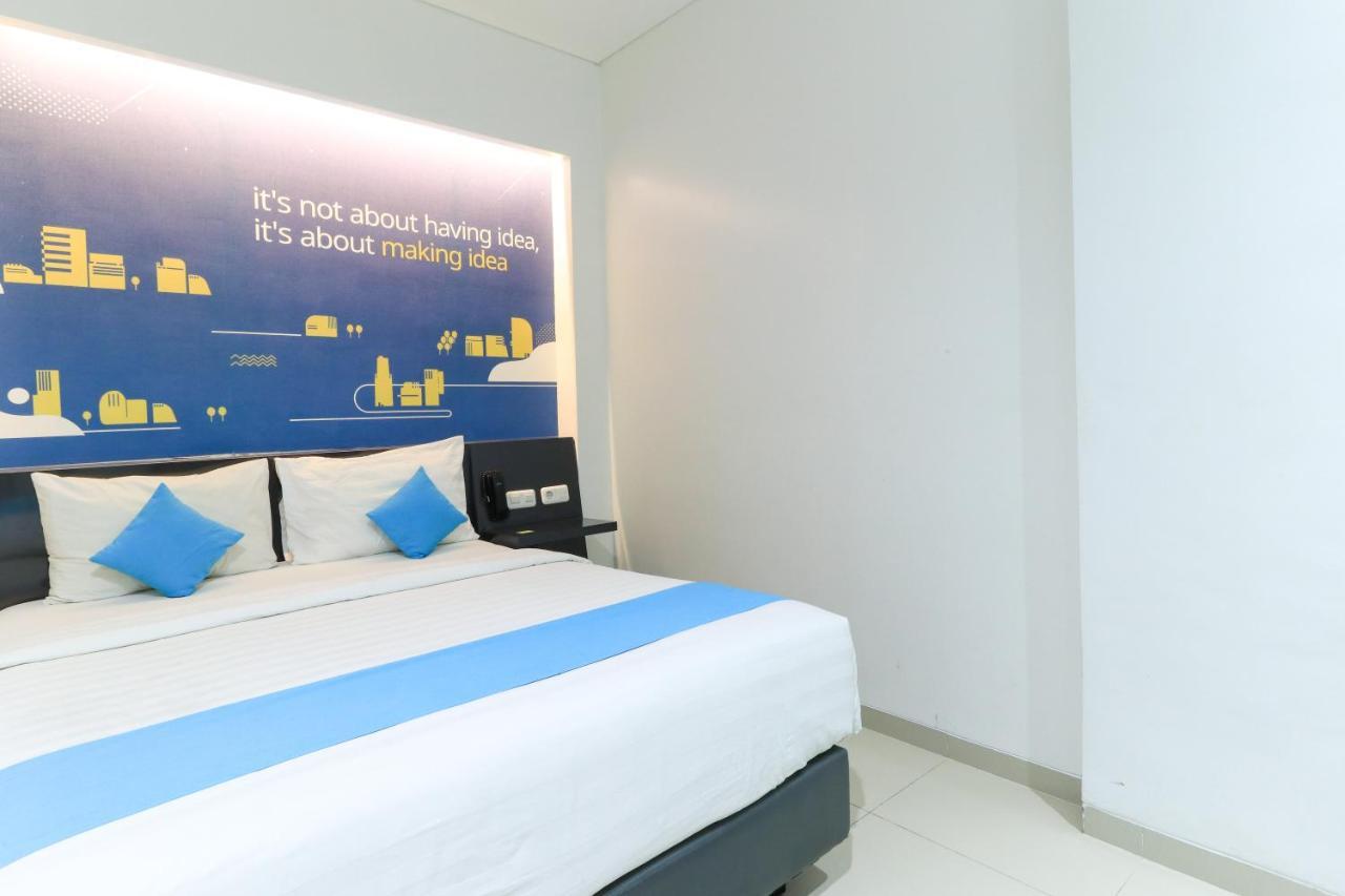 Hotel Berlian International Surabaya Exterior foto